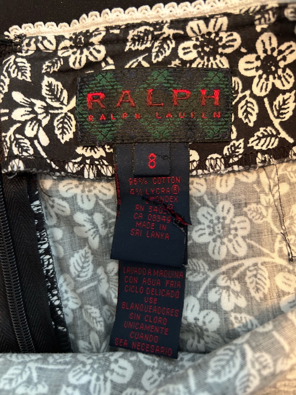 Ralph Lauren Vintage Black & White Floral Mini Skirt - Picture 6 of 6